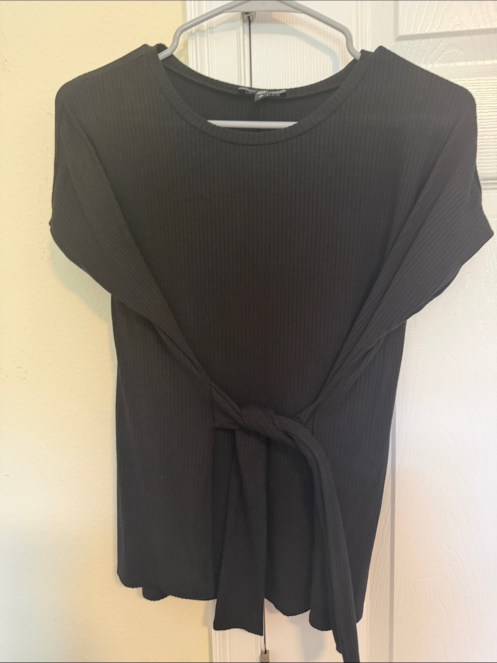 Express Black Ribbed Short-Sleeve Tie-Front Tee